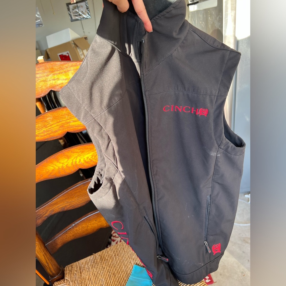 Cinch Mens softshell vest